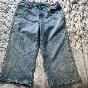 Seven7 Capri Jeans